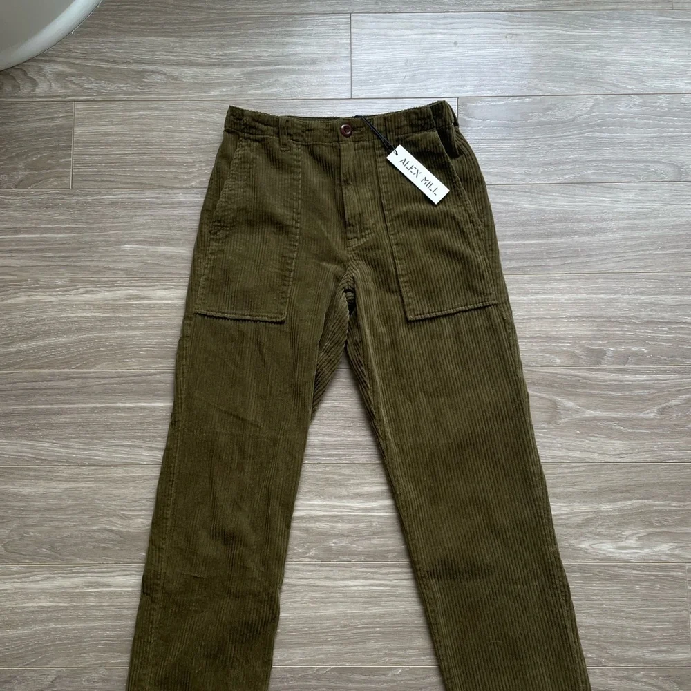 NWT Alex Mill Women’s Neil Straight Leg Pant Corduroy Sz 2 Green 100% Cotton - Picture 2 of 14